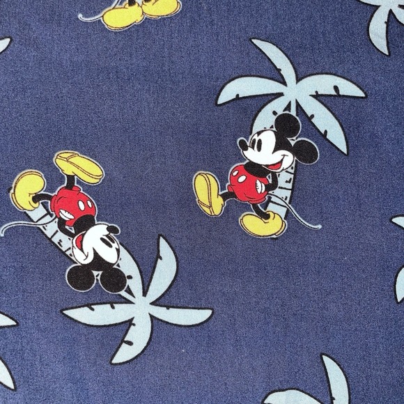 Disney's Mickey Mouse Print‎ Tropical Hawaiian Button Down Rayon Shirt Size: M - Picture 6 of 9